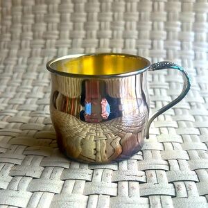LOVELY SILVER PLATED BABY CUP COMMUNITY